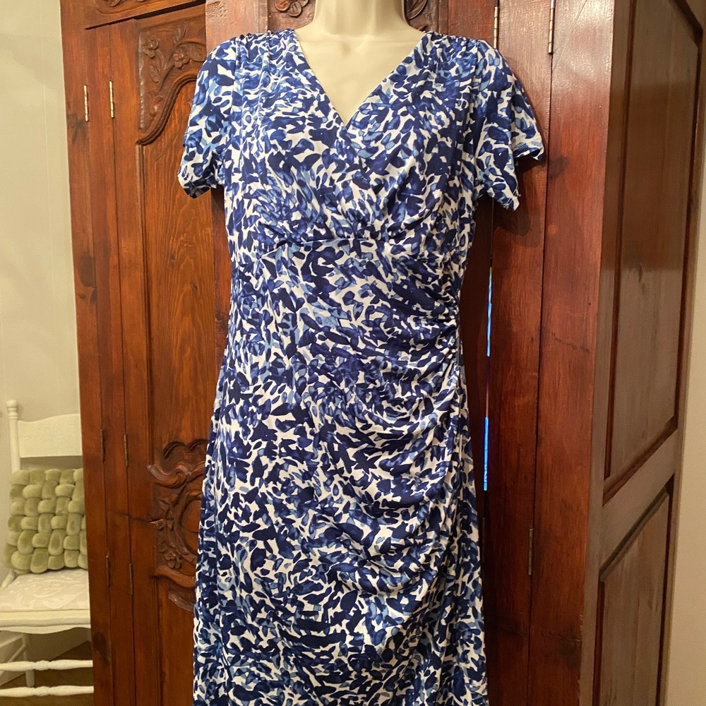 Easy wear comfortable knit ruched dress